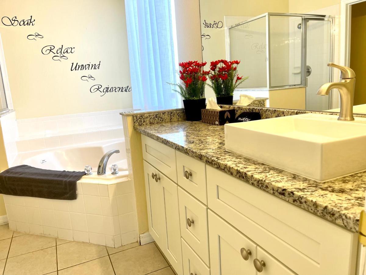 Disney Dream With Hot Tub, Pool, Xbox, Games Room, Lakeview, 10 Min To Disney, Clubhouse Kissimmee Luaran gambar